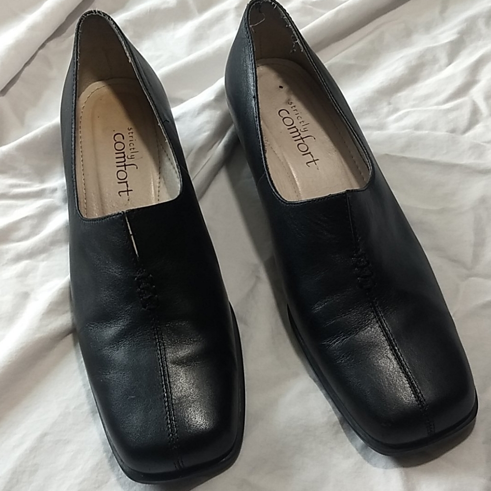 Strictly Comfort Black Leather Loafer Shoes